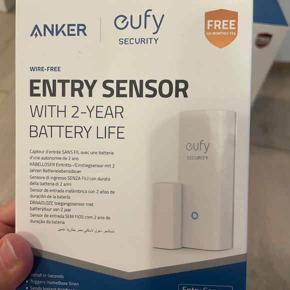 Eufy camera w/ home base & sensors - Picture 2 of 6